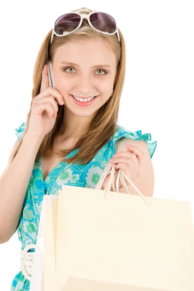 Compras mujer adolescente con teléfono móvil — Foto de Stock