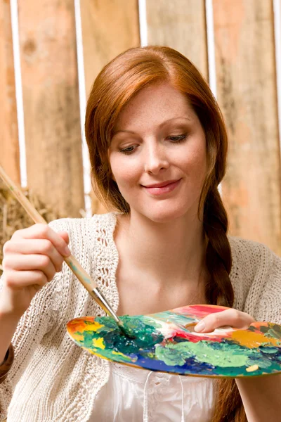 Young romantic woman hold color palette barn — Stock Photo, Image