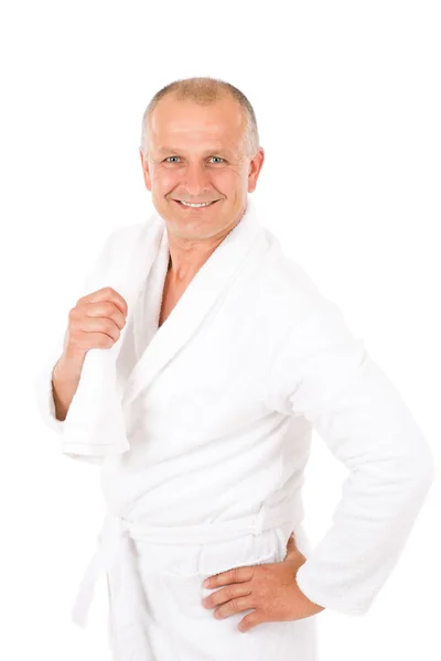Mannelijke cosmetica - volwassen mens in witte badjas — Stockfoto