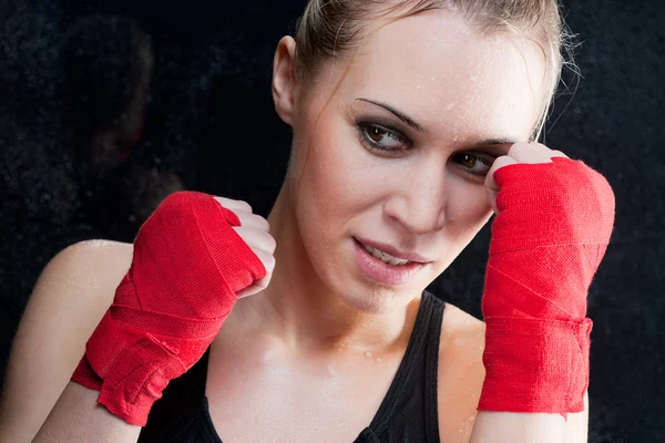 Boxe formazione bionda donna sparring — Foto Stock