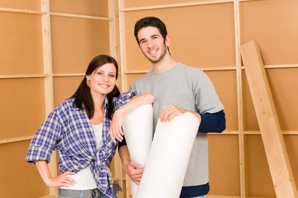 Home improvement young couple work on renovations — Stock Photo, Image