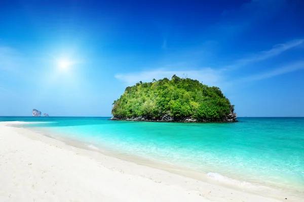 Isla tropical en Tailandia — Foto de Stock
