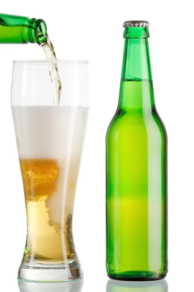 Copa y botella de cerveza — Foto de Stock