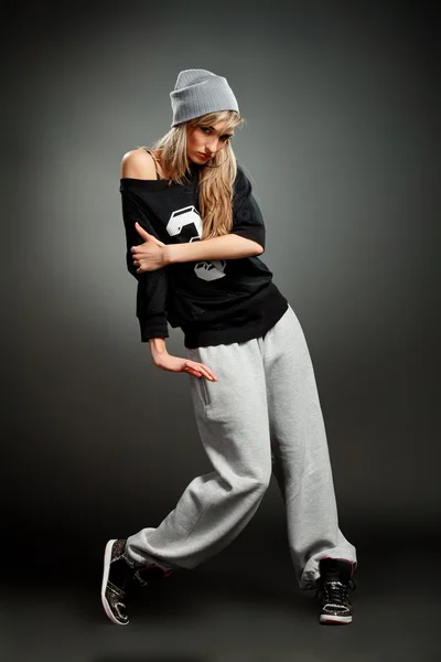 Menina hip hop elegante — Fotografia de Stock