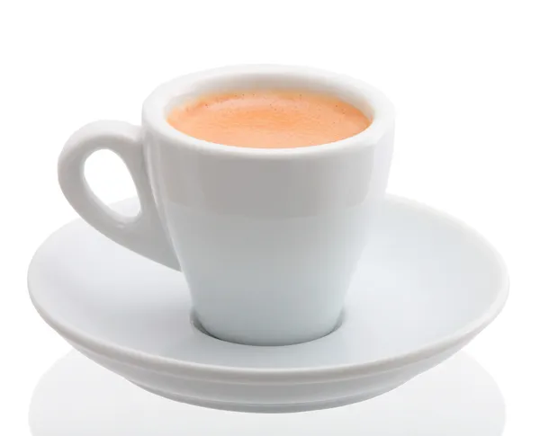 Xícara de café isolado em um fundo branco — Fotografia de Stock