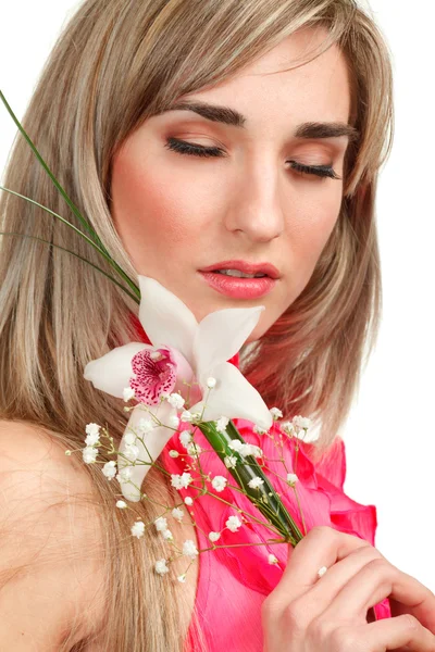 美丽的金发女孩与白色表现力上孤立的兰花花 — 图库照片