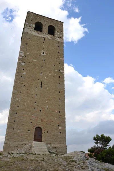 Glockenturm in San Leo — Stockfoto
