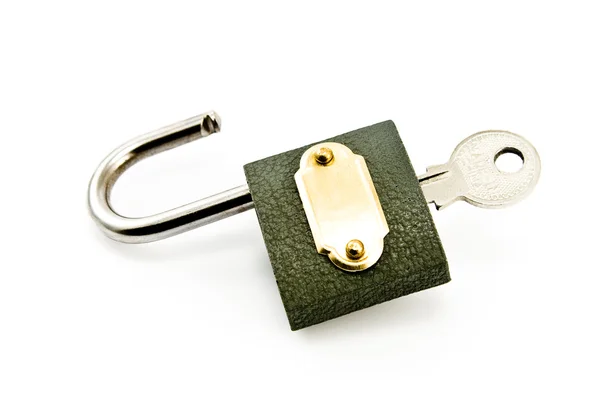 Anahtar ile asma kilit — Stok fotoğraf