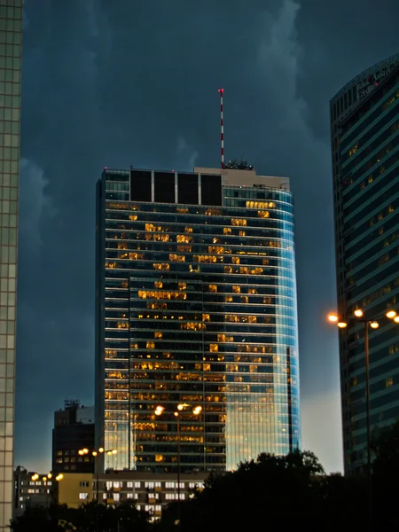 风雨如磐的晚上，华沙 — 图库照片