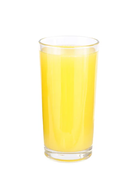 Óculos de suco de frutas de laranja no fundo branco — Fotografia de Stock