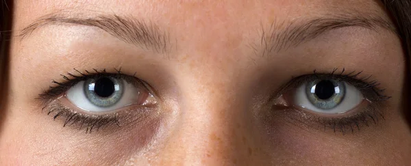 Kvinnans ögon — Stockfoto
