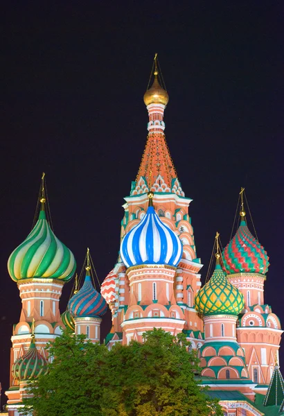 De kathedraal van saint basil in Moskou. — Stockfoto
