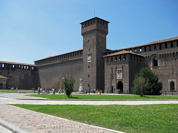 Castelo Sforzesco, Milão, Itália . Fotos De Bancos De Imagens