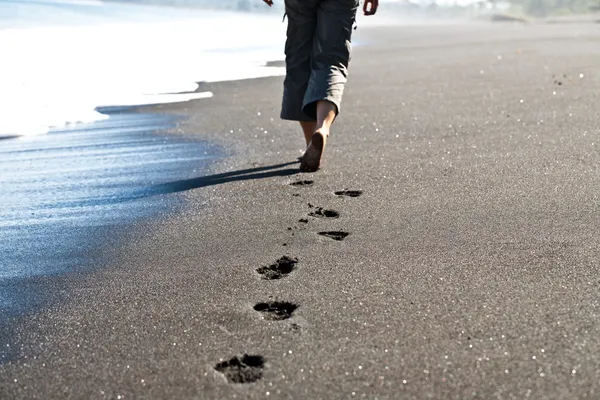 Kum üzerinde yürüme — Stok fotoğraf