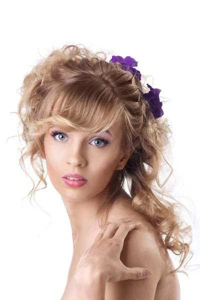 Csinos, fiatal, gyönyörű nő a haj stílus — Stock Fotó