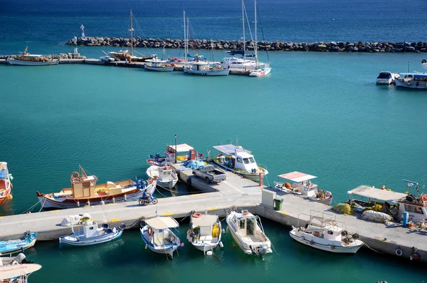 stock image Hafen in Vilchada - Santorin - Griechenland