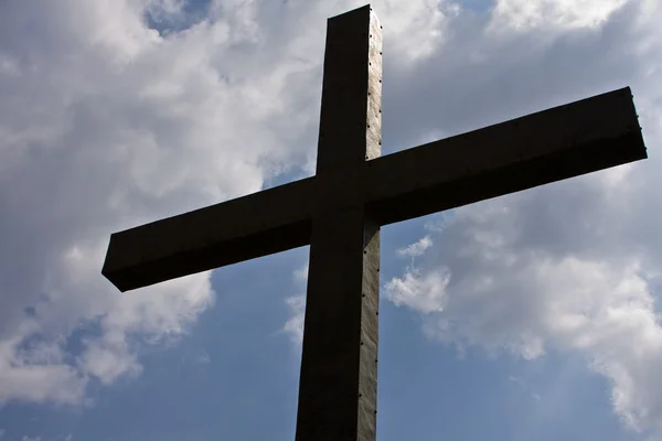 Підсвічуванням хрест — стокове фото