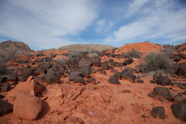 Vulkanické horniny na oranžové poušť. — Stock fotografie