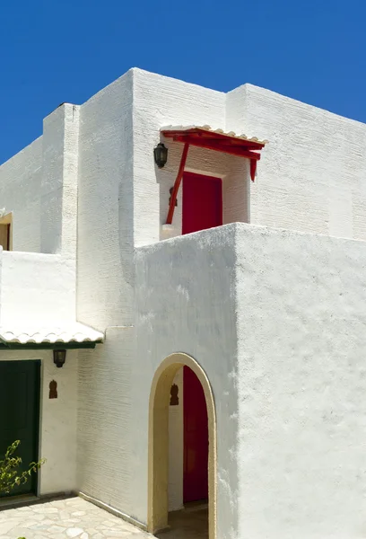 Arquitectura de bungalow mediterráneo griego — Foto de Stock