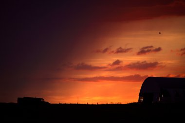 muhteşem manzaralı saskatchewan alacakaranlıkta