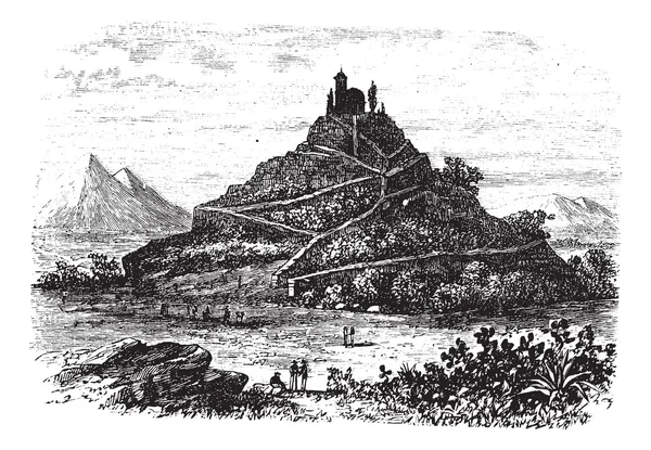 Велика піраміда в Чолула або Tlachihualtepetl в Пуебла, Мексика v — стоковий вектор