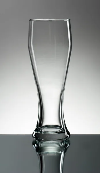 Clear beer glass — Stock Photo, Image