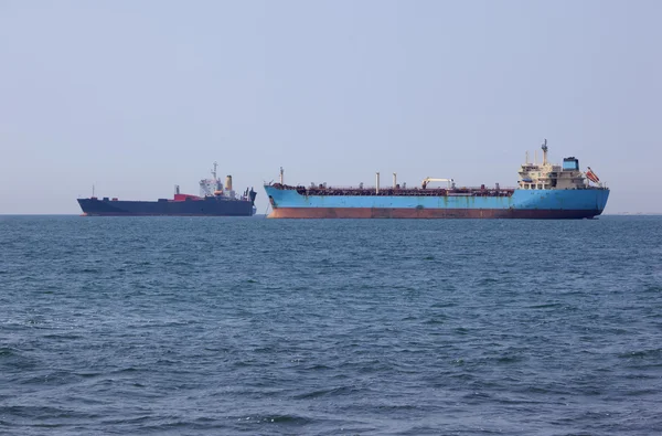 Два танкера — стоковое фото