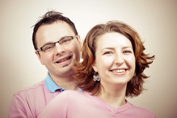 Young Beautiful Happy Couple Smiling — Stock Photo, Image