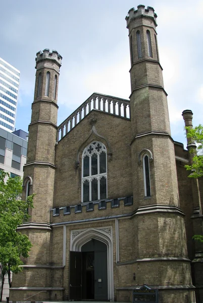 Церква в центрі Торонто — стокове фото