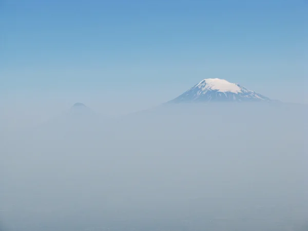 Pico de montaña Ararat — Foto de Stock