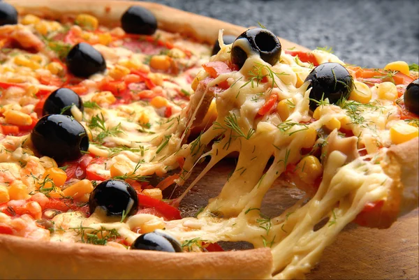 Italienische Pizza lizenzfreie Stockbilder