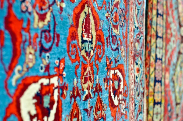 Färgad ull handgjorda mattor närbild — Stockfoto