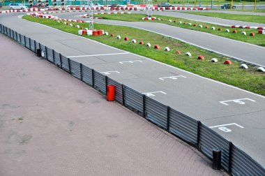 Start grid on an open racetrack clipart