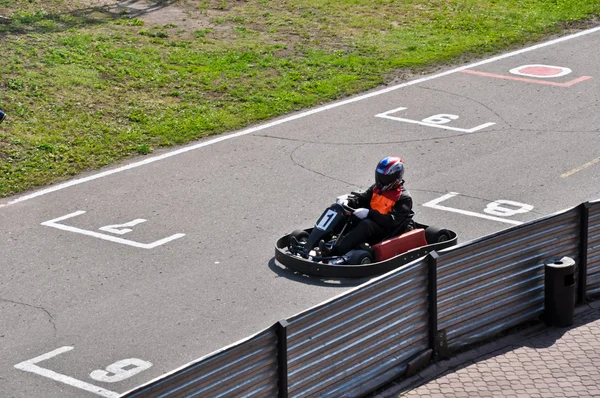 Go kart racing on circuit — Stock Photo, Image
