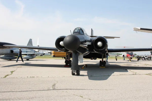 เทอร์โบเจ็ทนักสู้ CF-100 . — ภาพถ่ายสต็อก