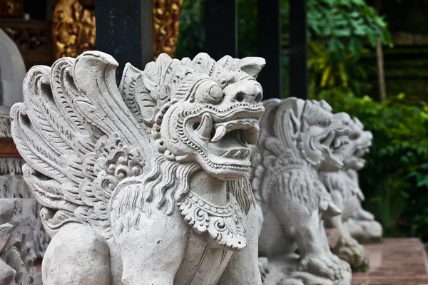 Балийские скульптуры — стоковое фото