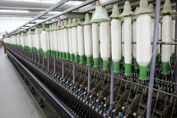 Cotton chord spools in a textile factory — Stock Photo, Image