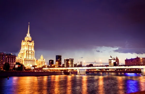 Noche Moscú paisaje urbano —  Fotos de Stock