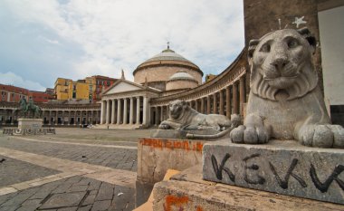 Piazza plebiscito