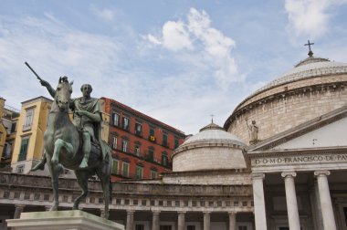 Piazza plebiscito