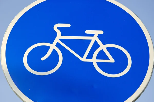 Silniční značka cyklostezka. — Stock fotografie