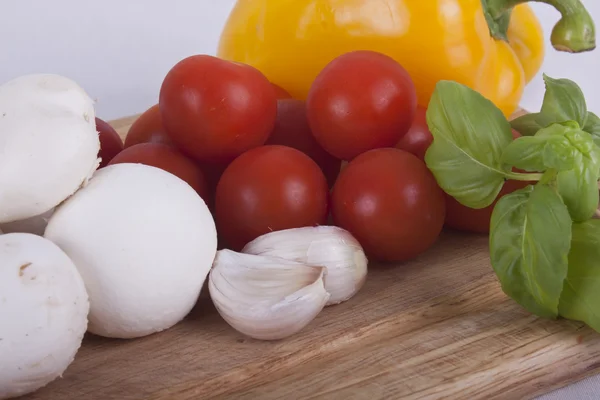 Meng groenten op witte achtergrond — Stockfoto
