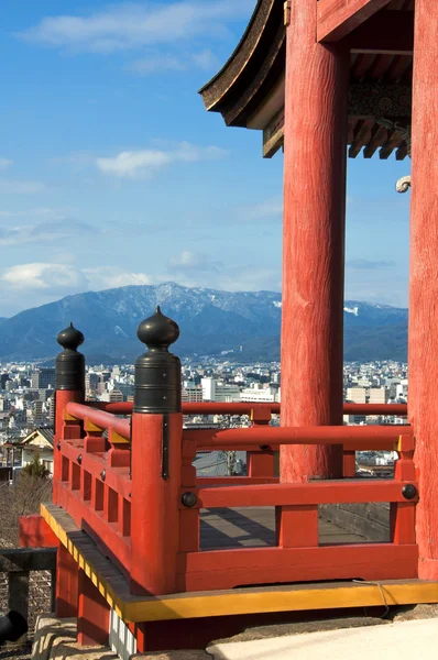 Japanse tempel op de berg — Stockfoto