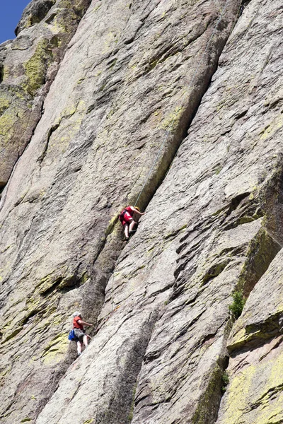 stock image Climbers hanging from the wall.