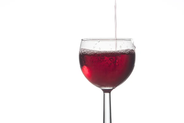 Rode wijn inschenken. — Stockfoto