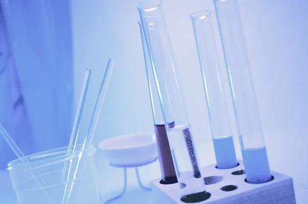 Equipamento de laboratório de química, tubos de ensaio — Fotografia de Stock