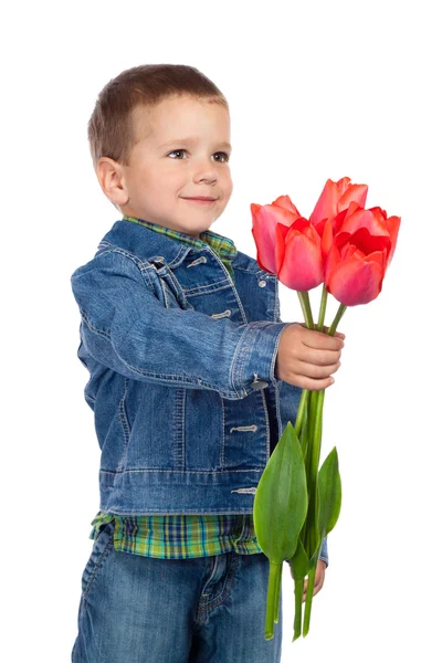 Pequeno boyl com tulipas vermelhas — Fotografia de Stock