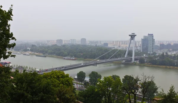 Neue Brücke in Bratislava — Stockfoto