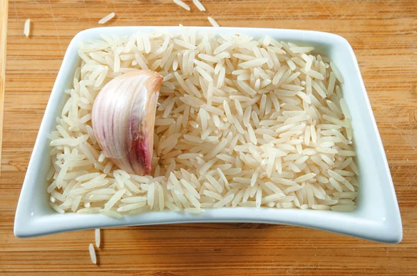 Рис с чесноком — стоковое фото
