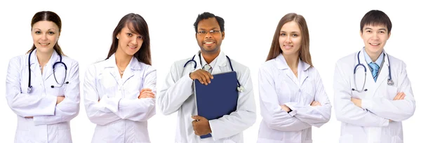 Porträtt av en grupp leende sjukhuskollegor som står tillsammans — Stockfoto